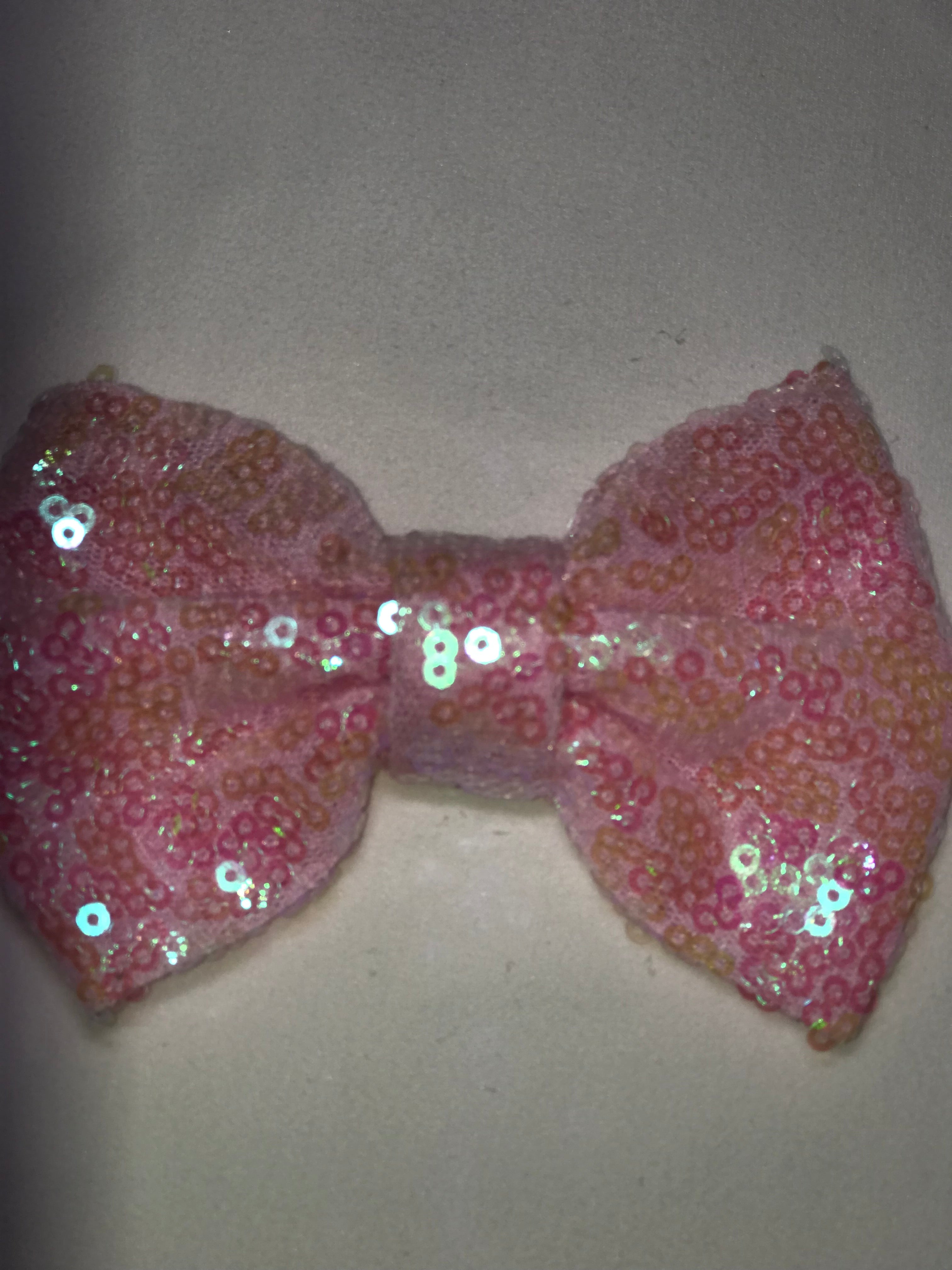 Light Pink 4" Clip Bow